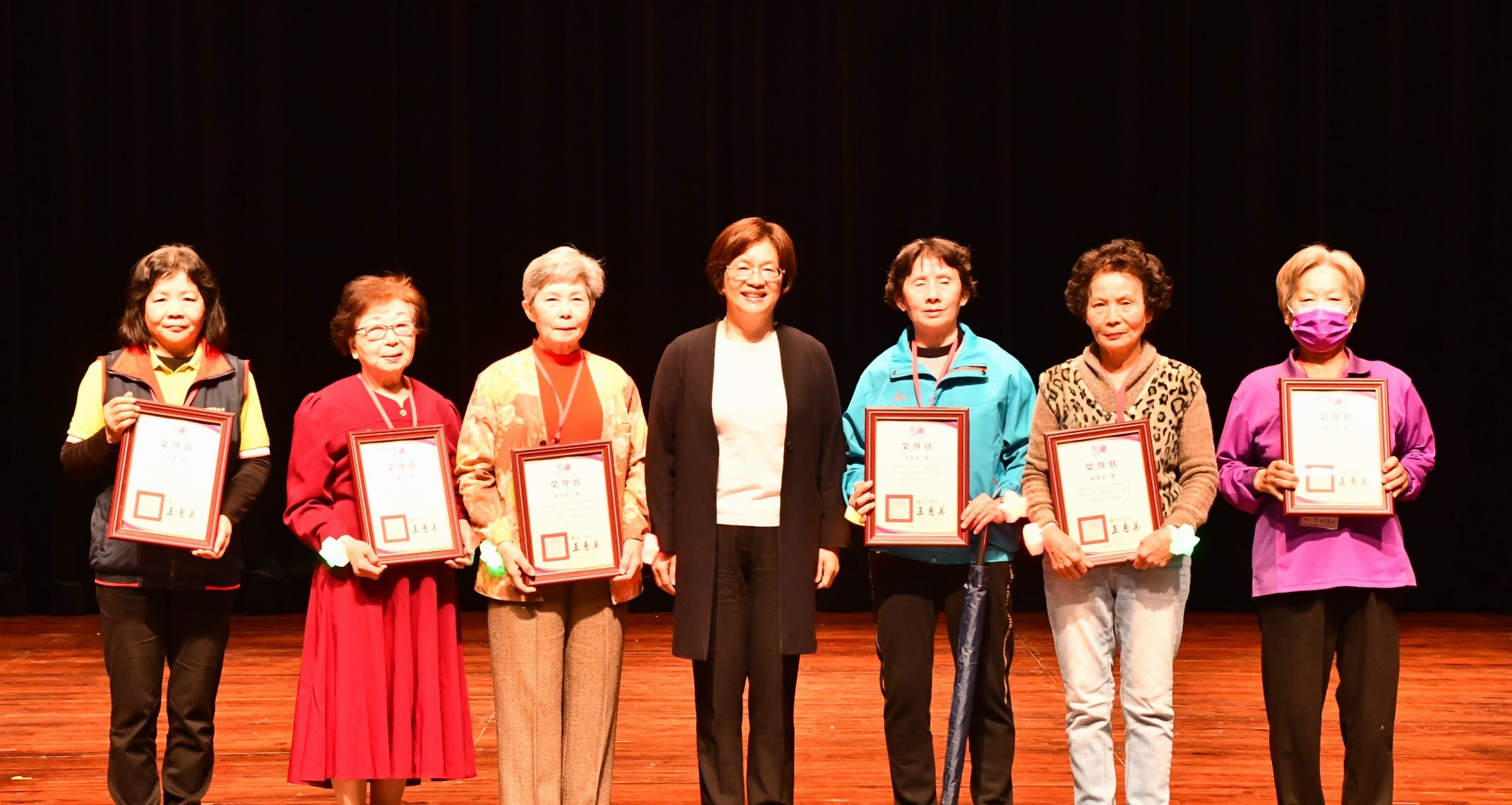 75歲以上榮退志工