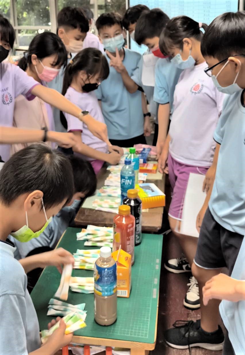 算出含糖飲料總糖量，再換算成糖包量