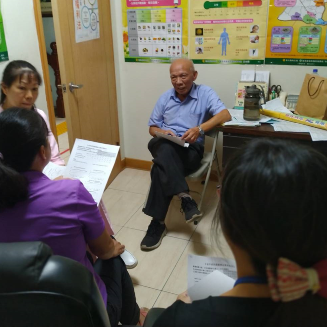 洪宗鄰醫院拜訪