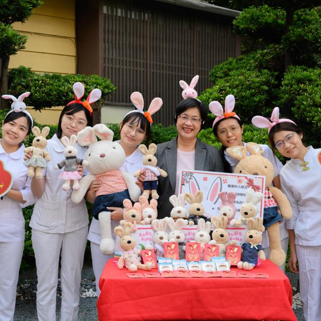 王惠美縣長送新年Happy兔小福袋 王惠美縣長送新年Happy兔小福袋
