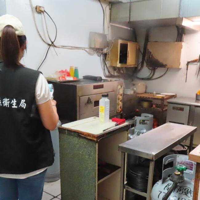 本局執行美食外送平台合作餐飲業者稽查