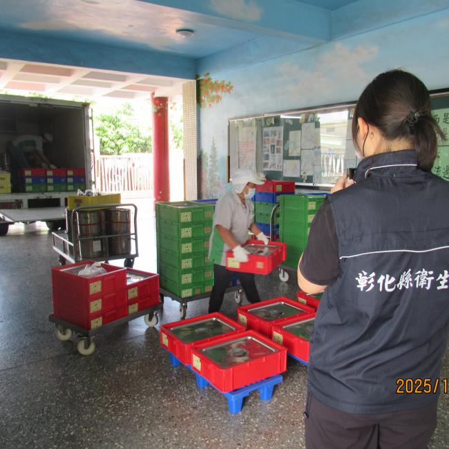 衛生局辦理學校外訂餐盒衛生稽查及抽驗